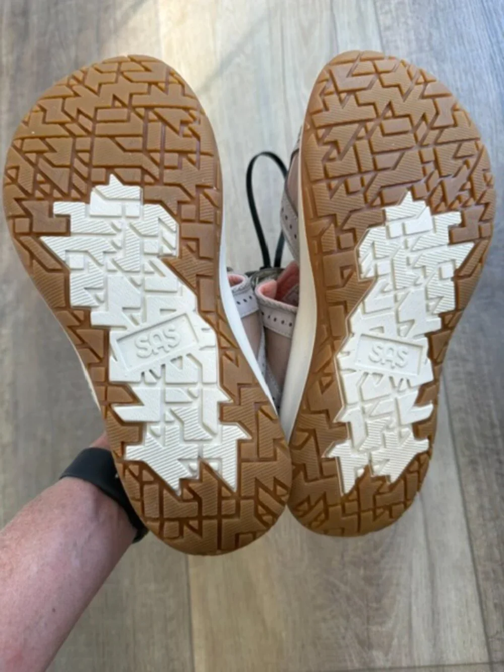 NEW Soft Cushion Adjustable Sandals Women 8.5